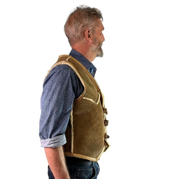 Vintage 1970's Suede Shearling Men's Vest Leather Trim Horn Toggle Buttons M - Picture 6 of 8